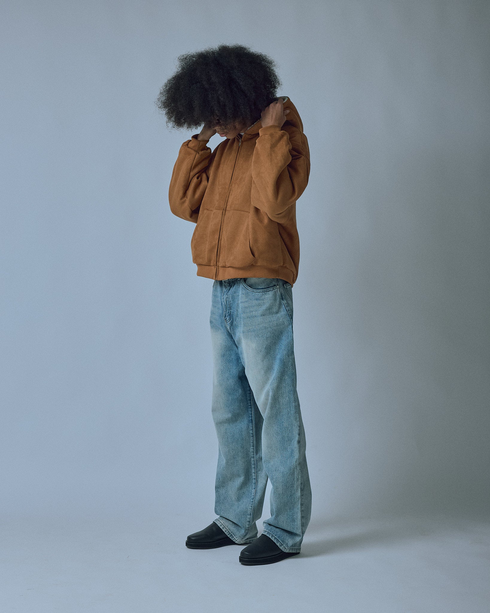 LAX, baggy denim (light wash) | BASKETCASE