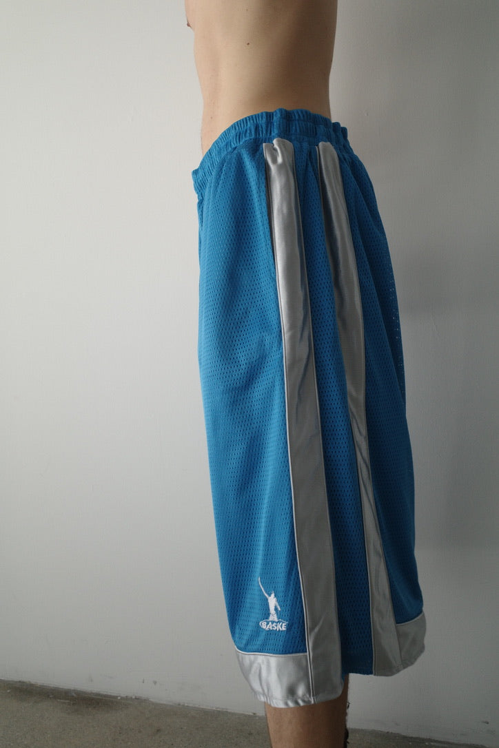 BAND1, oversized gym shorts (carolina)