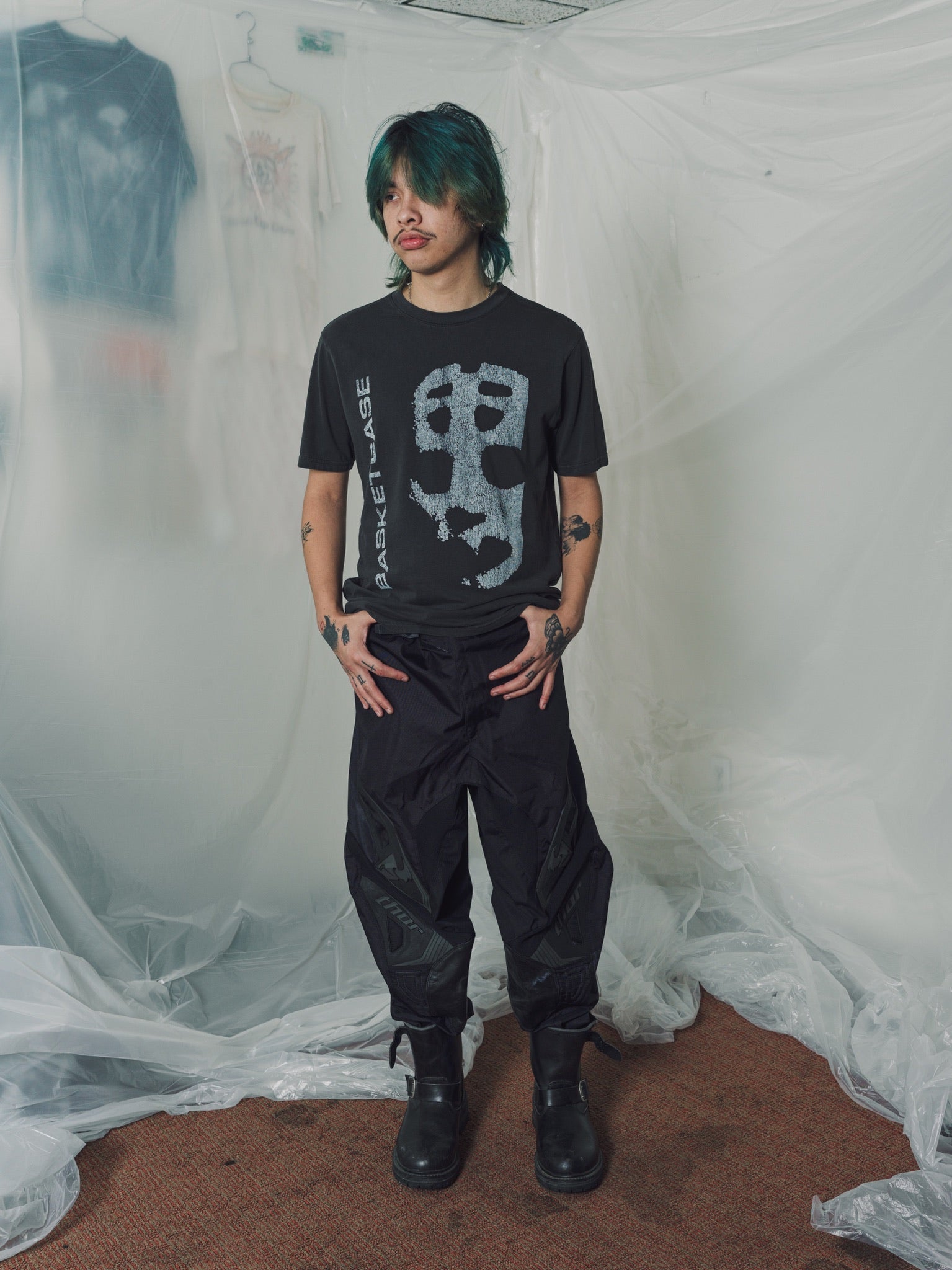 HAT-TRICK, a t-shirt