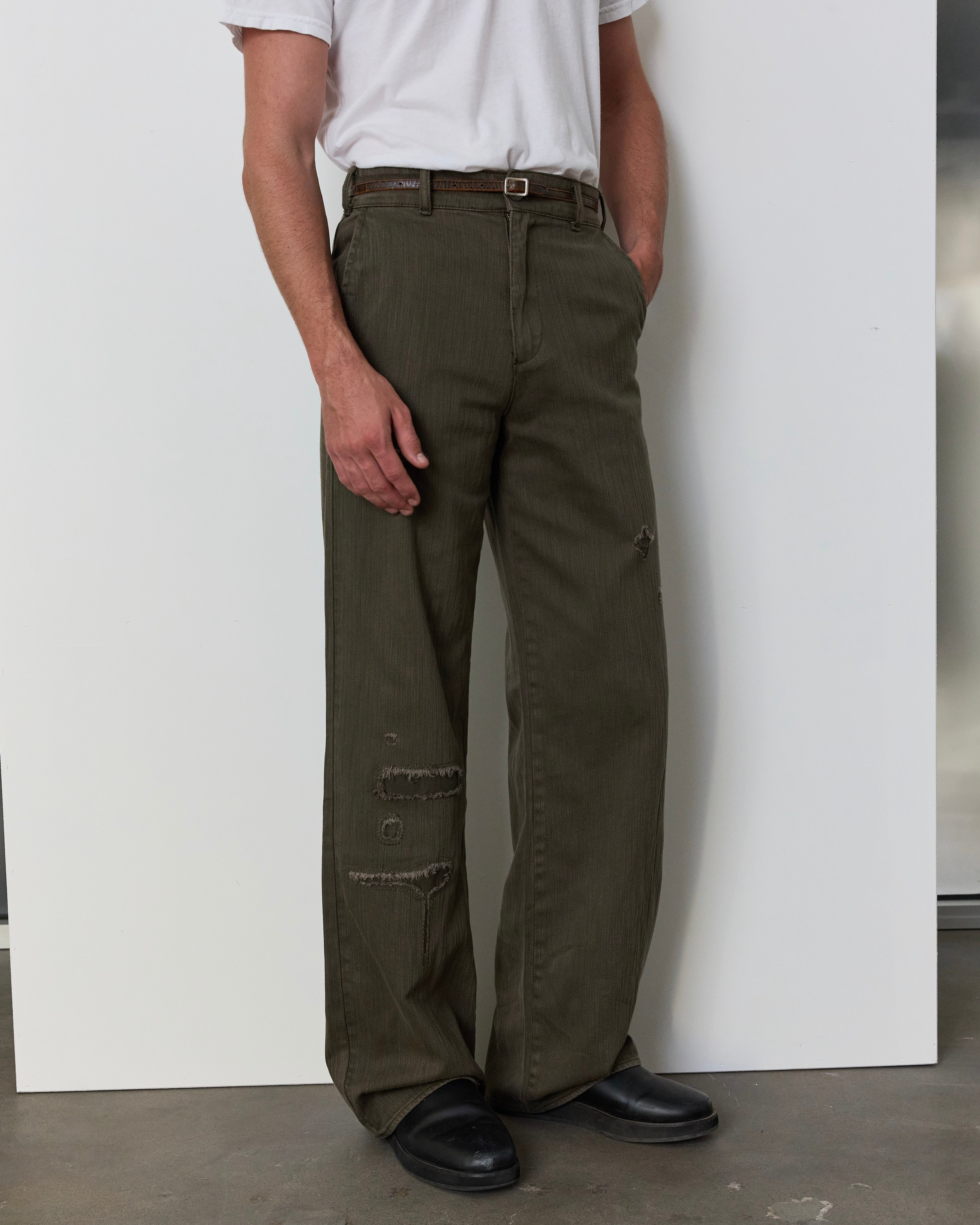 DAGGER, repaired pants (olive)