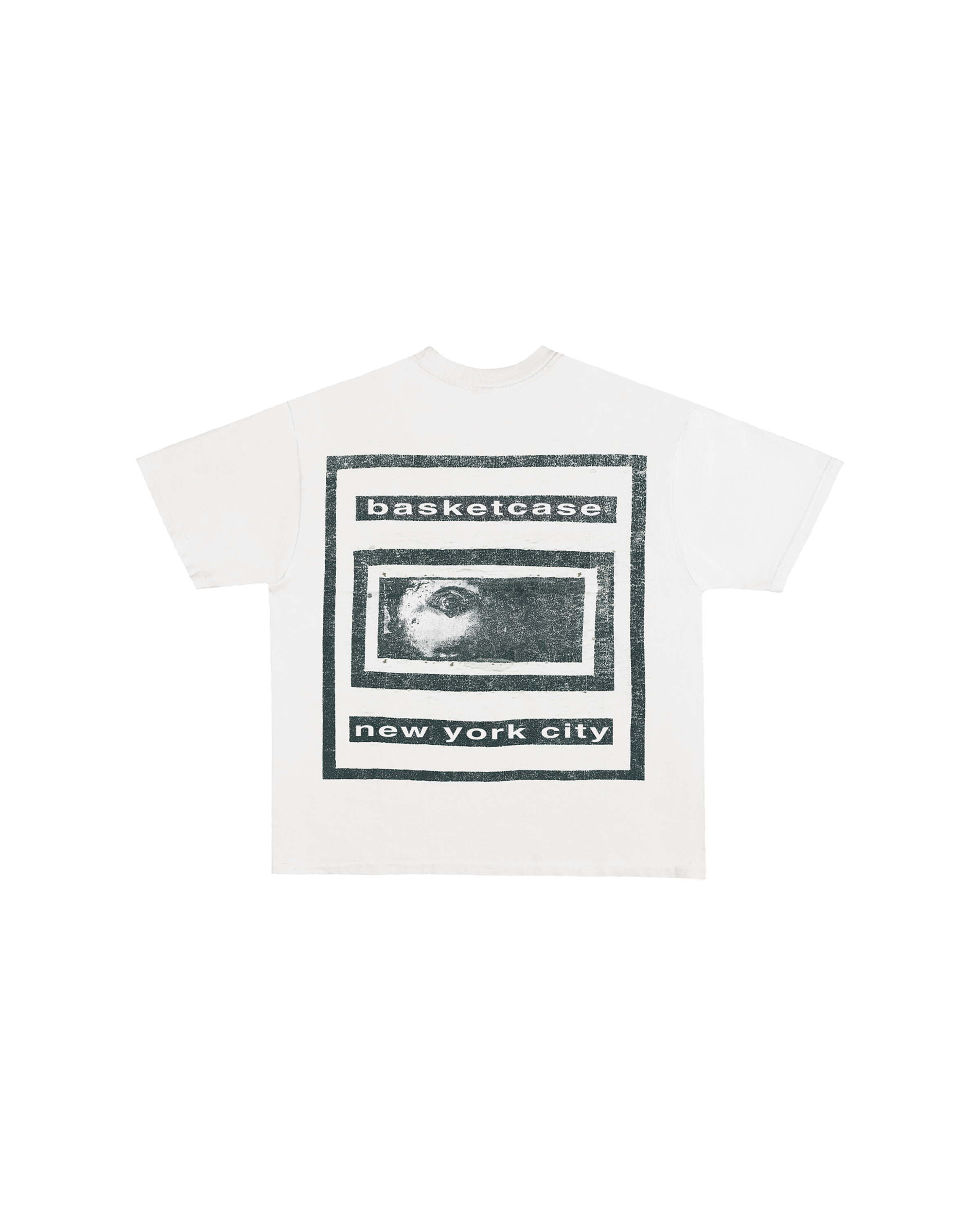 CLOSER, a t-shirt