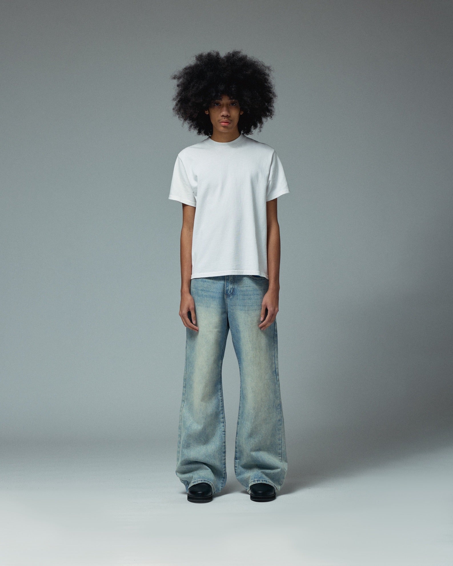 LAX, flair denim (light wash)