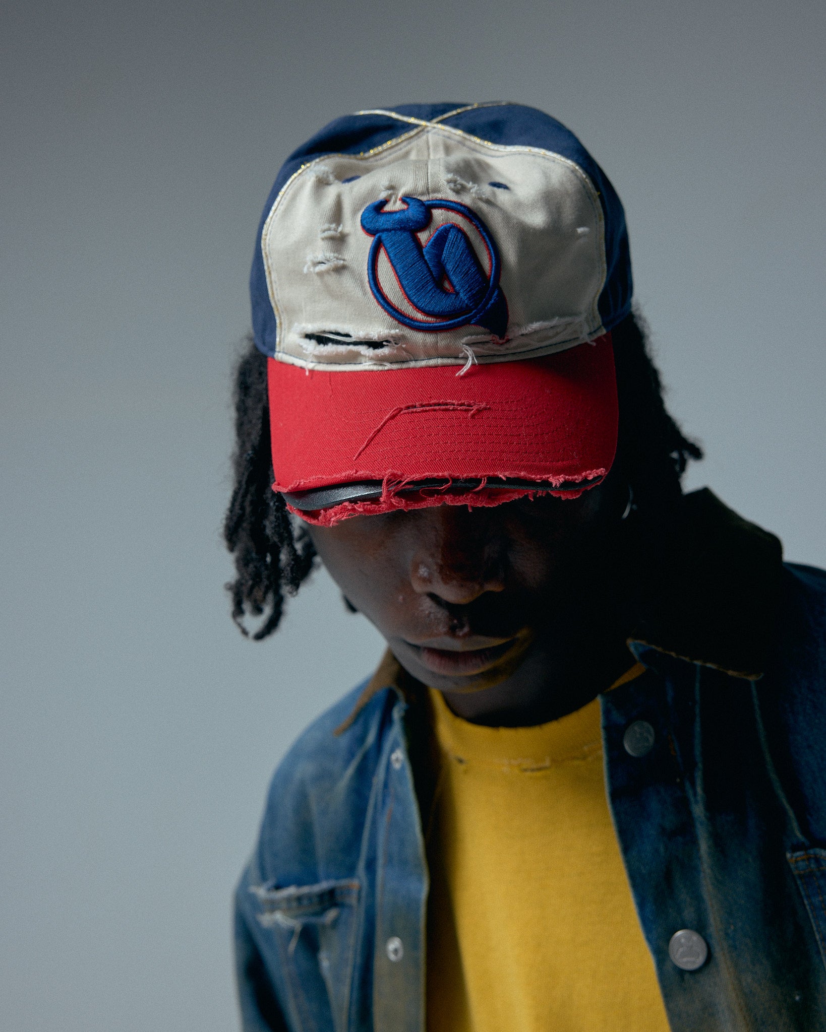 B, cap (giants colorway)