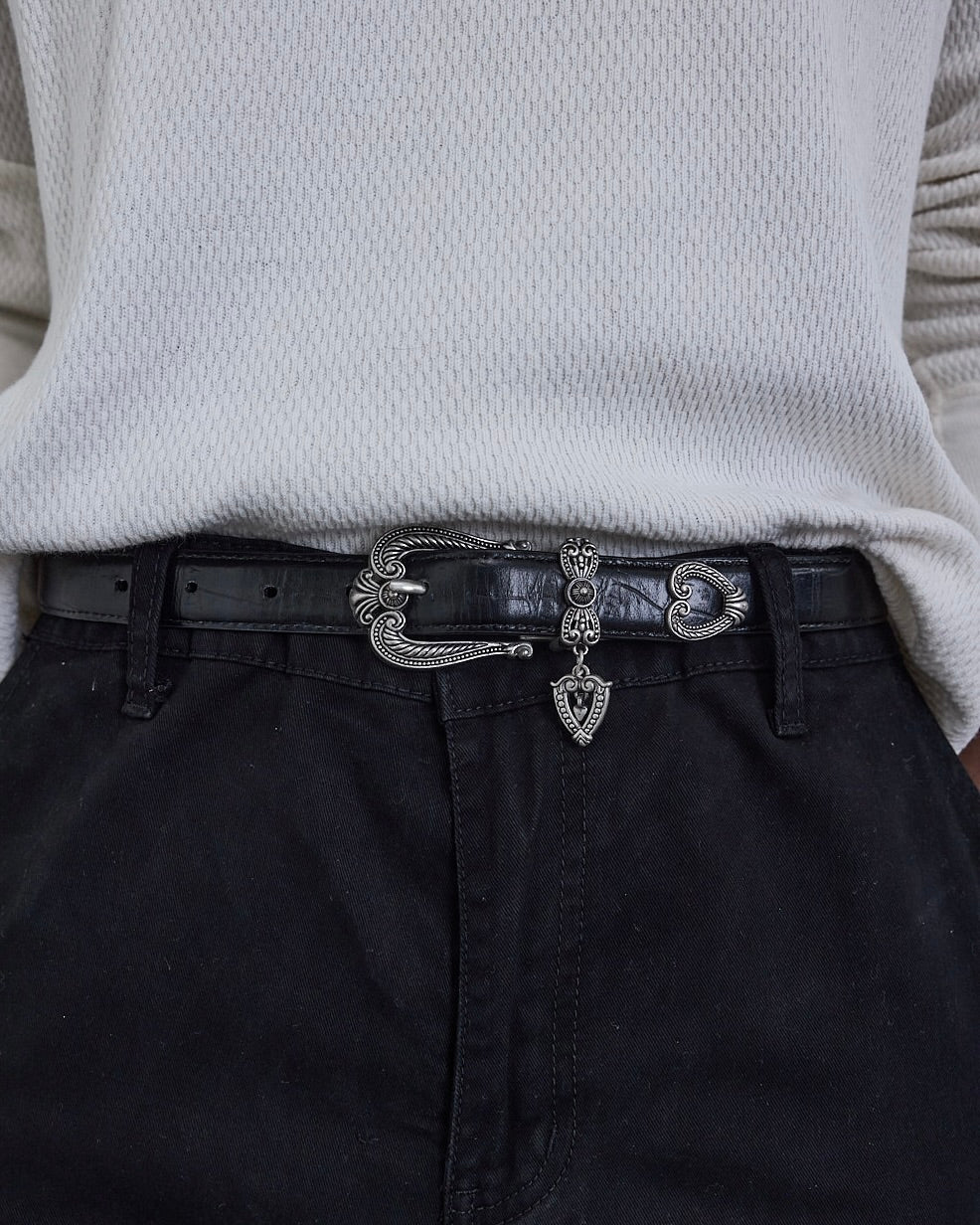 BECKETT, reversible fastener