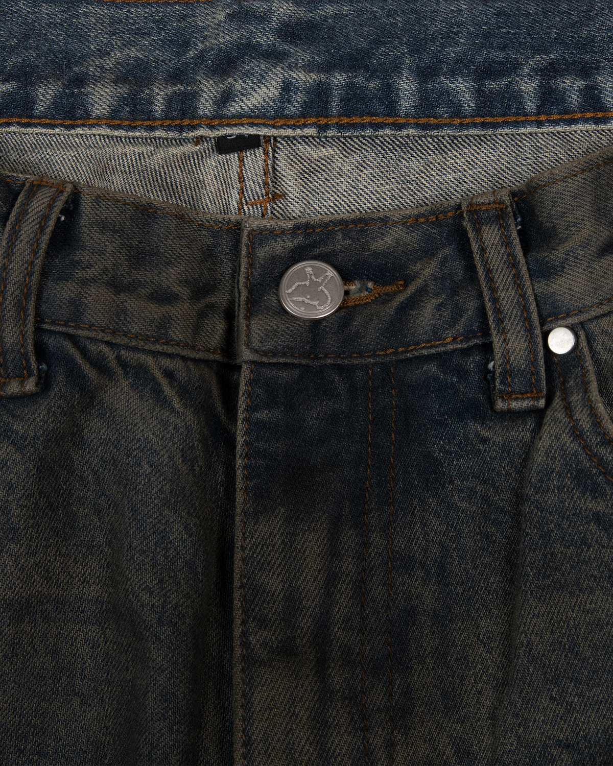 LAX, straight leg denim (junkyard)