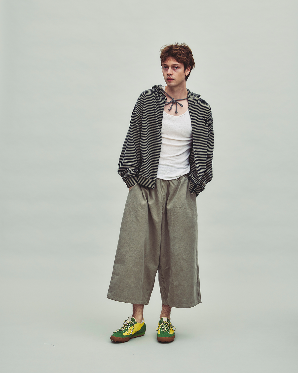 SWING, lightweight striped zip